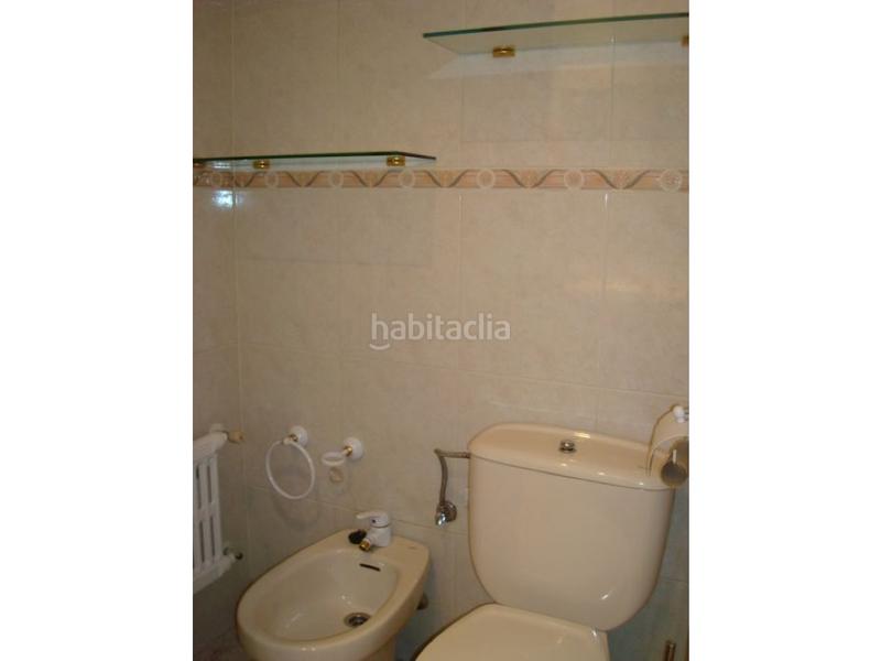 Foto 618d94a0-02db-4390-93b2-9b9c90223afc. Flat in calle de arroyo de Fontarrón 245 in Fontarrón Madrid