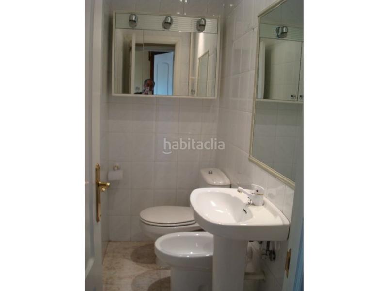 Foto d72a4263-9616-491f-a15b-9111aa7b4962. Flat in calle de arroyo de Fontarrón 245 in Fontarrón Madrid