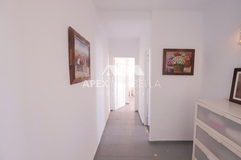 Foto d5ab62e2-3879-4709-baa0-c545d950943d. Casa aparellada a paseo mediterráneo 3 a la cala Mijas Mijas