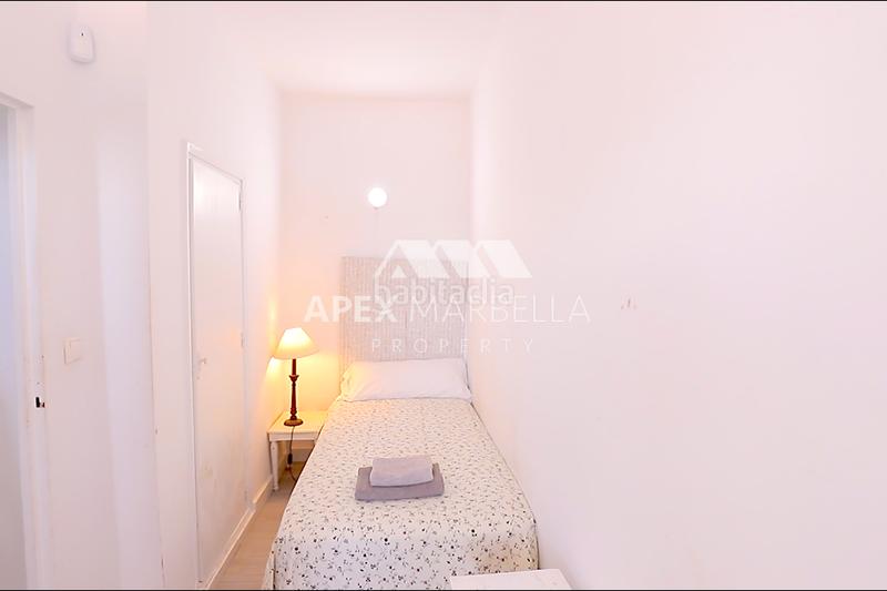 Foto e71dab86-bbc1-4d63-9f50-0149fb6e416e. Casa aparellada a paseo mediterráneo 3 a la cala Mijas Mijas