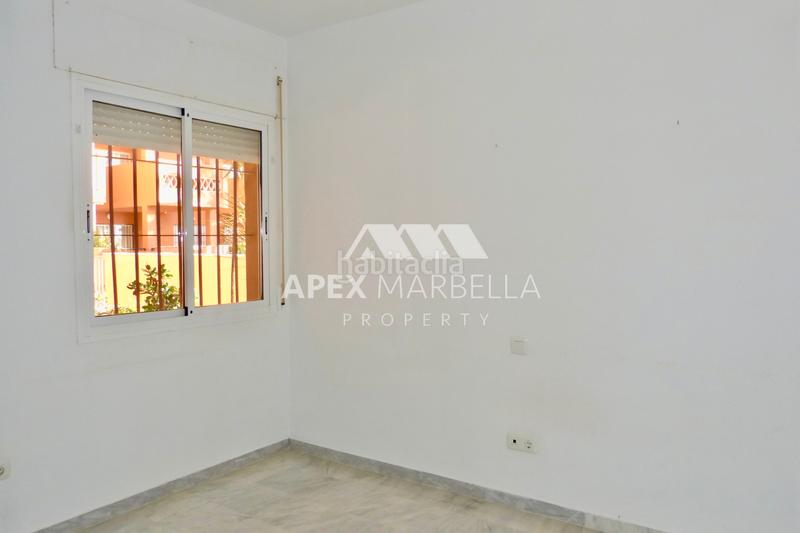 Foto d1a9029c-5b28-4d66-90fd-2fe94c733293. Flat in calle tramo de unión 6 in reserva de Marbella Marbella