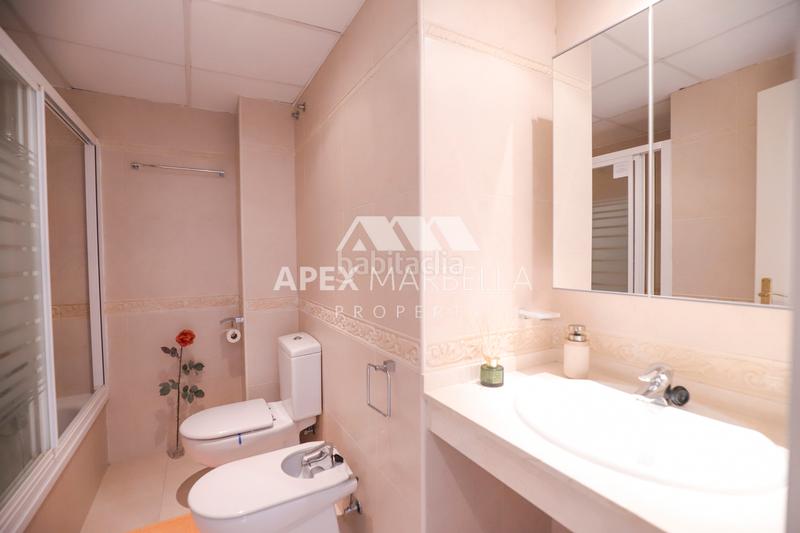 Foto 2dc13cbe-4ceb-415f-8bdd-bd8e03408600. Maison jumelée dans calle fresno 1 dans Cabopino - Artola Marbella