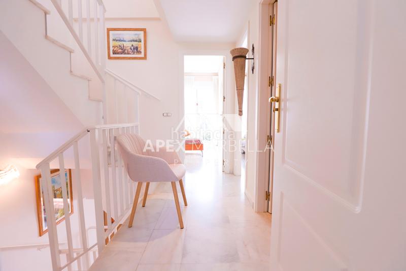 Foto 596e2024-213f-4f8c-8c1b-7bb3aae9eb70. Maison jumelée dans calle fresno 1 dans Cabopino - Artola Marbella