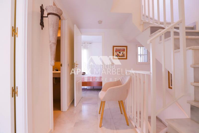 Foto 6df91a6d-b194-40ab-a527-c7fa18dc7ef9. Maison jumelée dans calle fresno 1 dans Cabopino - Artola Marbella