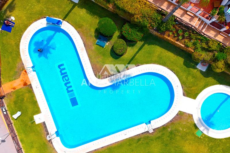 Foto addf975c-e749-4b1e-ab9c-e4dcd2dc73fc. Maison jumelée dans calle fresno 1 dans Cabopino - Artola Marbella