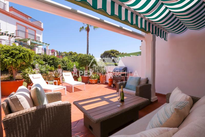 Foto efd8cbce-d345-4d45-9fa3-29c25396749b. Maison jumelée dans calle fresno 1 dans Cabopino - Artola Marbella