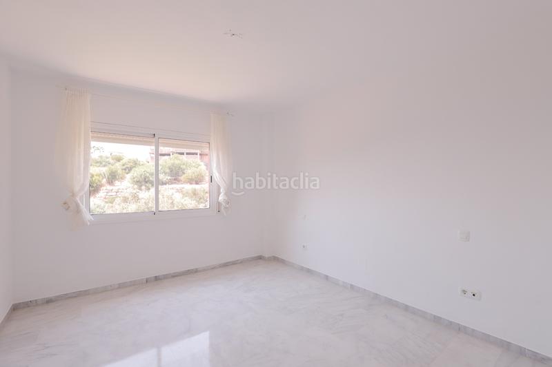 Foto 27940090-e81f-41a8-b2c9-dc5237bac648. Dachwohnung in avenida la reserva de Marbella 23 in Marbella