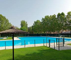 Appartamento in Fuenlabrada II-El Molino. Vivienda en fuenlabrada con piscina comunitaria