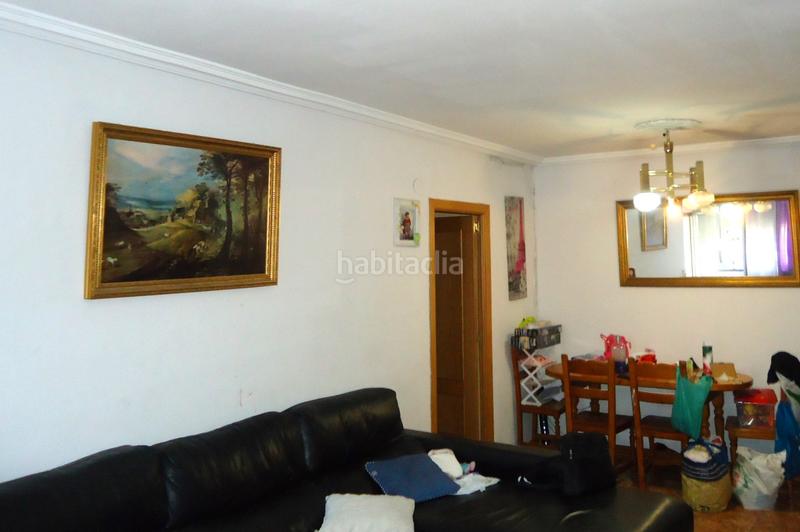 Foto cb768460-e0ae-46b2-a8a9-1a92f7693047. Piso futurhouse vende piso con ascensor en Villaverde Alto en Madrid