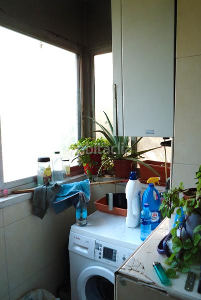 Foto f26ca9a7-a9a7-4b09-9291-69c0f15ce429. Piso futurhouse vende piso con ascensor en Villaverde Alto en Madrid