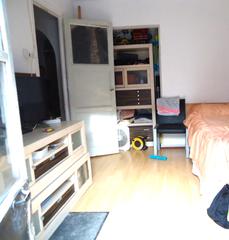 Pis  Calle protogina. Piso con patio de 50 m2