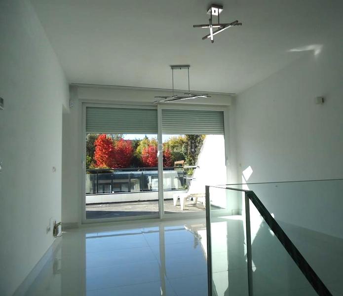 Foto 69b8c2da-1658-42c6-8c1b-f7be8ea80eee. Xalet amb piscina a urbanización La Moraleja La Moraleja