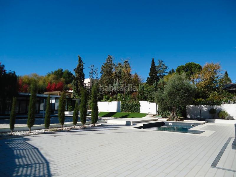 Foto 7de0bf94-97c3-4293-a77e-46bb928c19f7. Xalet amb piscina a urbanización La Moraleja La Moraleja