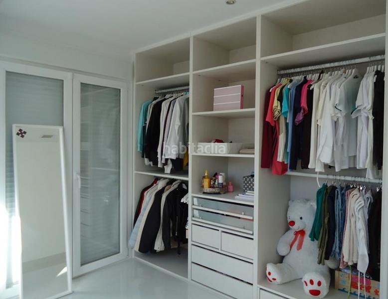 Foto f5027a4f-e356-49d3-9b21-d466c7ccceff. Xalet amb piscina a urbanización La Moraleja La Moraleja