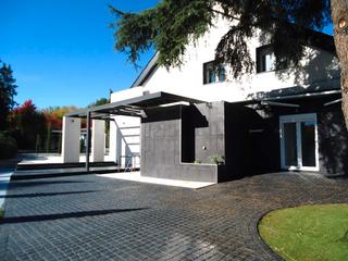 Xalet en Urbanizacin La Moraleja. **chalet moderno en venta con piscina y amplios espacios**