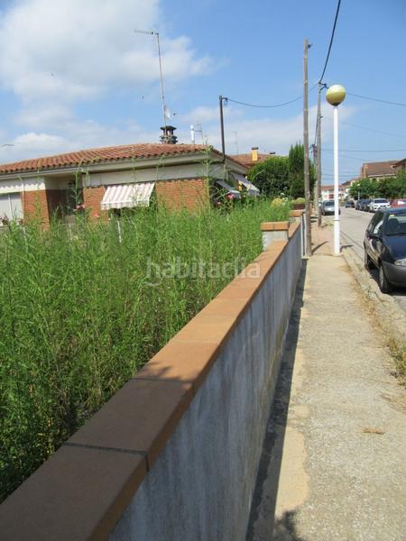 Foto ed16915f-2ad8-4c21-a148-92a12e2eea36. Terreno residencial pueblo solar urbano apto para máximo 3 viviendas en Riells i Viabrea