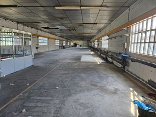 Rent Industrial building in Gualba. Gualba  pol. industrial nave industrial en alquiler de 11oo m2 c