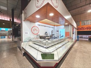 Local Comercial a Sant Celoni. Sant celoni mercat municipalse traspasa brillante negocio de 3 p