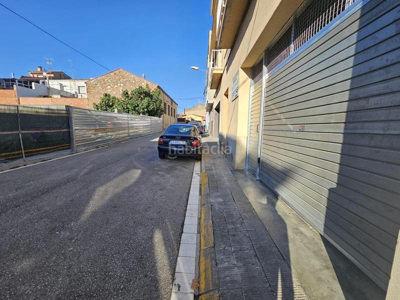 Foto f9a1f26f-b05e-4cd1-a30a-a885d66488bd. Rent car parking in Sant Celoni