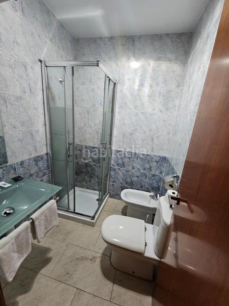Foto ca61a5a3-58b2-4573-99e6-d96f6f9d63f1. Edificio 1 linia c35 edificio destinado a barrestaurante y hostal con 10 dormitorios en Sant Celoni