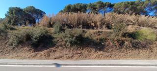 Terreny residencial a Sant Celoni. Sant celoni el virgili gran terreno apto para chalet rodeado de