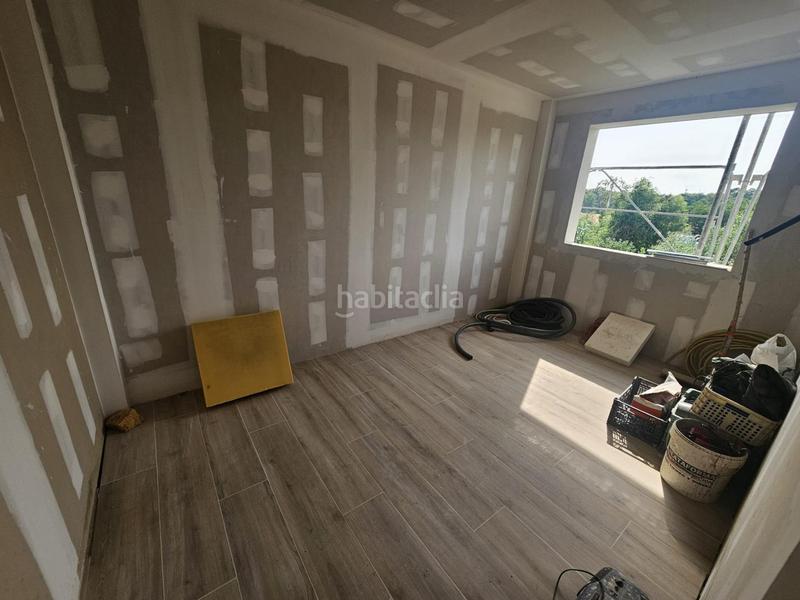 Foto abeb381c-9933-4f38-9b90-58c8e0a5351f. Casa amb aparcament a Roca del Vallès (La)