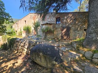 Masia a Riells i Viabrea. Parque natural del montseny sant martí de riells preciosa masia