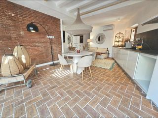 Rez-de-chaussée à Sant Celoni. Sant celoni centro  preciosa planta baja  en venta totalmente  r