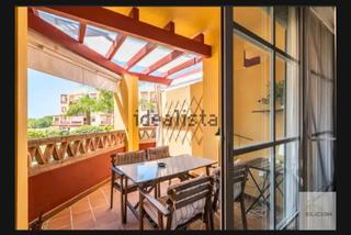 Apartament a Costa Esuri. *apartamento con encanto en costa esuri – tu refugio ideal entre