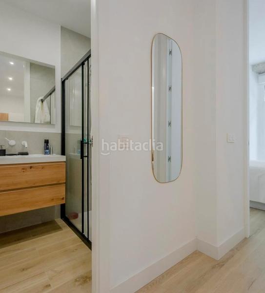 Foto b2aad9db-c8f3-47d8-96b6-6da445adfb82. Alquiler apartamento alquiler de piso amueblado – 1 dormitorio – 42 m² – calle hortaleza (chueca, ) en Madrid