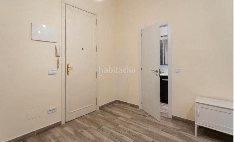 Foto dd092655-76e4-45ee-a0da-ddb19fa23f9d. Lloguer estudi a Palos de Moguer Madrid