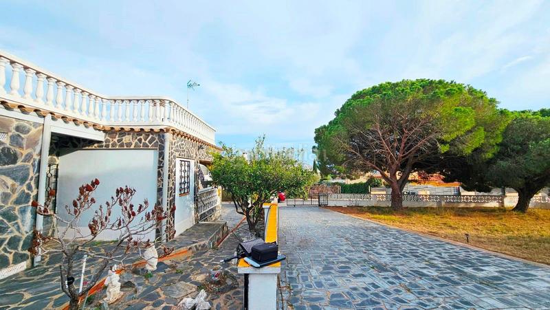 Foto 80cf39b0-32d5-4064-88b3-f4f86971e12b. Casa a Roses 39 a Nord Roses