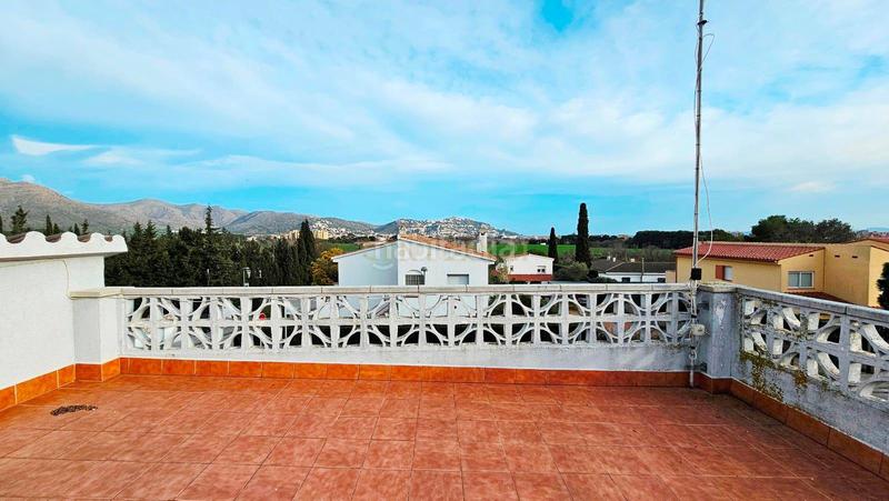 Foto bf74aacc-0f1a-4367-8880-bf6db95a7897. Casa a Roses 39 a Nord Roses