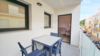 Apartament a Carboneres - La Farella. Piso casi nuevo con piscina y parking a pasos del mar en port de