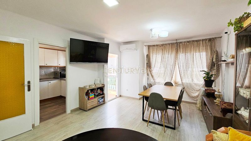 Foto 74c90218-d6db-40a1-b318-12f9070b0243. Apartament a Centre Roses