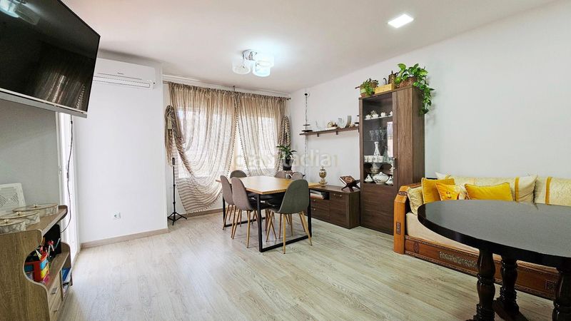Foto acd1b4f2-126a-4751-b4c0-fac3c2ad30db. Apartament a Centre Roses