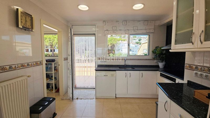 Foto 1c4aa088-8642-455b-9e81-336e0185806d. Duplex avec parking dans Cau del Llop - Super Fener - Fener Llançà