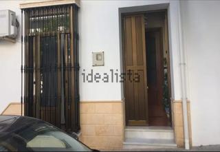Casa  Calle pajarete. Casa planta baja con entrada independiente