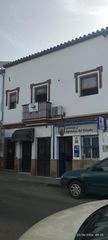 House  Calle guerrero sánchez 9. ?? se vende inmueble o 2 viviendas céntrica en prado del rey (si