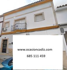 Casa a Calle bellavista 35. Vivienda en calle tranquila y con vistas impresionantes