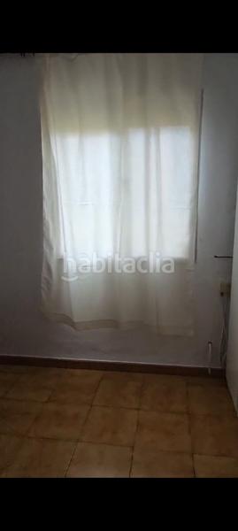 Foto 910d8354-fa75-488a-a32a-2aa50ba6c2b2. Piso en calle sargento garcía noblejas 6 giron. sin ascensor en Málaga