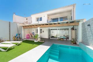 Maison à Campos. Casa en venta con piscina en campos