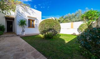 Xalet a Cala d´Or. Chalet con piscina en venta en cala egos