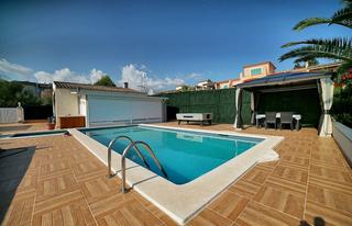 Chalet en Cala Magrana-Cala Anguila-Cala Mendia. Chalet con piscina en venta en portocristo novo