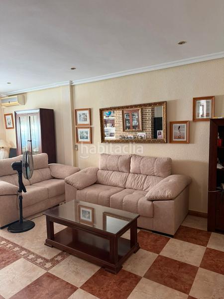 Foto 29b93be3-3d70-4e39-9369-6a92c2bd879f. Casa aparellada a calle joaquín blume 25 a Roquetas pueblo Roquetas de Mar