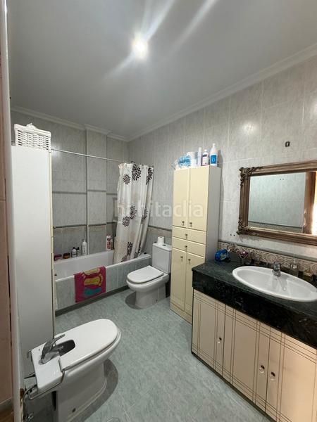 Foto 2e2a4f4d-d1d9-4976-b9e0-051f7d2ff149. Casa aparellada a calle joaquín blume 25 a Roquetas pueblo Roquetas de Mar