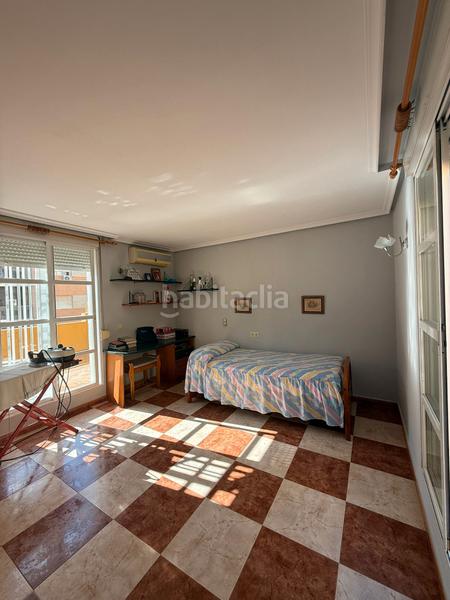 Foto 425dddec-15b6-469d-b52d-b8343b6cd288. Casa aparellada a calle joaquín blume 25 a Roquetas pueblo Roquetas de Mar