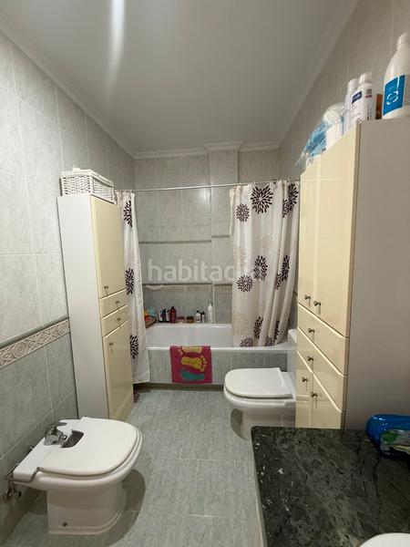 Foto a993e6ac-67d8-4e1a-8907-80d898ade0ab. Casa aparellada a calle joaquín blume 25 a Roquetas pueblo Roquetas de Mar