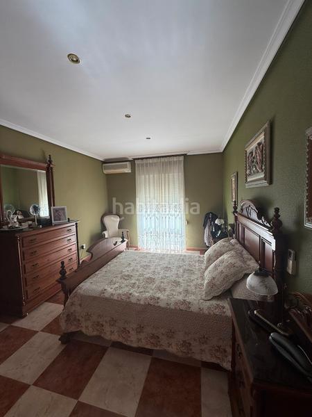 Foto c1b2ac8c-26eb-4aa1-910a-4abdf8fa6743. Casa aparellada a calle joaquín blume 25 a Roquetas pueblo Roquetas de Mar