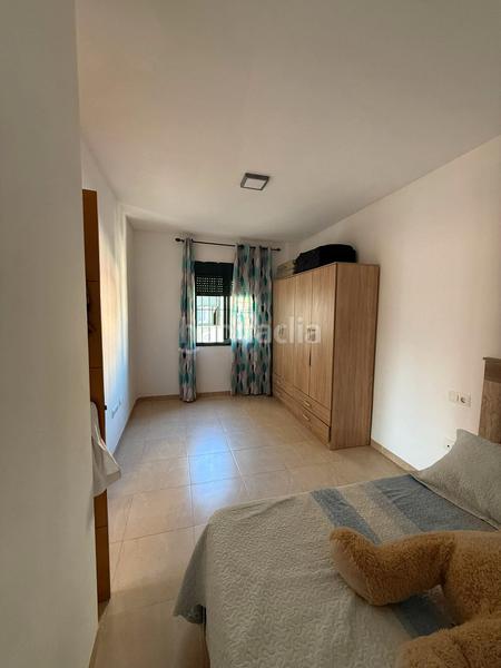 Foto 00637b3f-80ca-490d-95a3-589543dfc689. Pis a calle horno 20 a Roquetas pueblo Roquetas de Mar